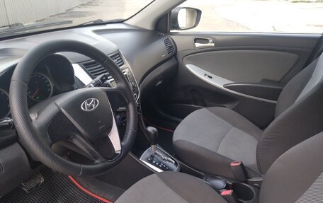 Hyundai Solaris II рестайлинг, 2013 год, 699 000 рублей, 2 фотография