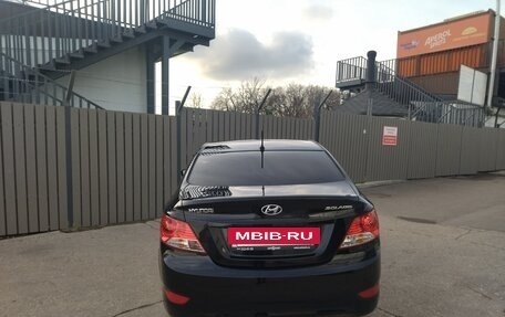 Hyundai Solaris II рестайлинг, 2013 год, 699 000 рублей, 3 фотография