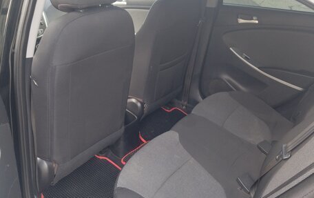 Hyundai Solaris II рестайлинг, 2013 год, 699 000 рублей, 14 фотография