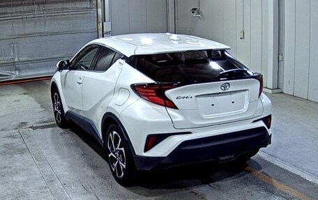 Toyota C-HR I рестайлинг, 2021 год, 1 877 000 рублей, 3 фотография