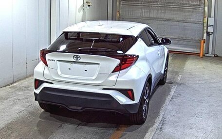 Toyota C-HR I рестайлинг, 2021 год, 1 877 000 рублей, 4 фотография