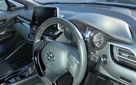 Toyota C-HR I рестайлинг, 2021 год, 2 287 000 рублей, 5 фотография