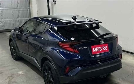 Toyota C-HR I рестайлинг, 2021 год, 2 287 000 рублей, 3 фотография