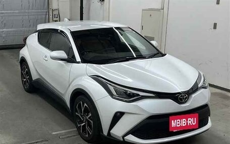 Toyota C-HR I рестайлинг, 2023 год, 1 760 000 рублей, 2 фотография