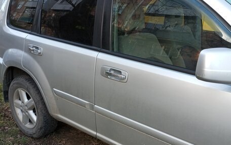 Nissan X-Trail, 2005 год, 850 000 рублей, 5 фотография