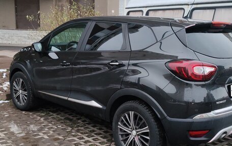 Renault Kaptur I рестайлинг, 2018 год, 1 678 000 рублей, 2 фотография