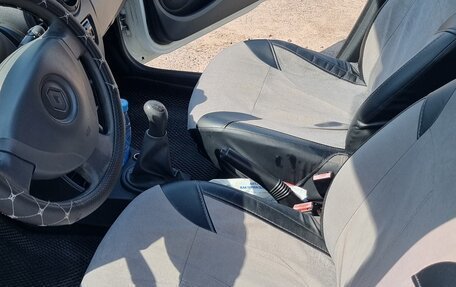 Renault Sandero I, 2012 год, 460 000 рублей, 20 фотография