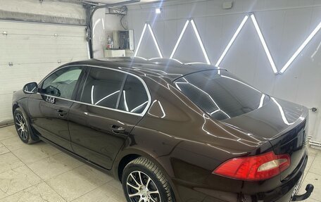 Skoda Superb III рестайлинг, 2012 год, 1 100 000 рублей, 12 фотография