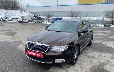 Skoda Superb III рестайлинг, 2012 год, 1 100 000 рублей, 2 фотография