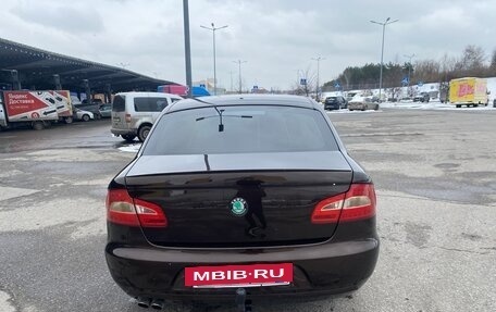 Skoda Superb III рестайлинг, 2012 год, 1 100 000 рублей, 7 фотография