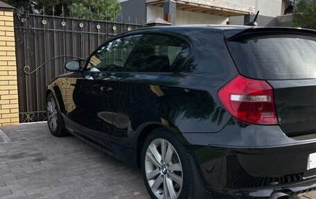 BMW 1 серия, 2007 год, 1 100 000 рублей, 6 фотография