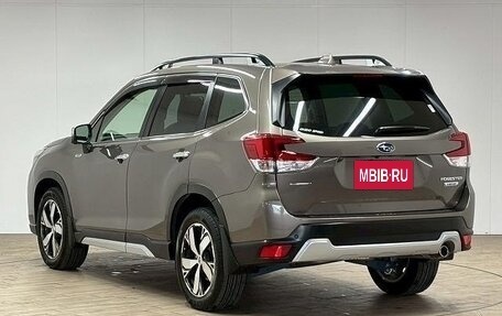 Subaru Forester, 2018 год, 2 009 000 рублей, 6 фотография