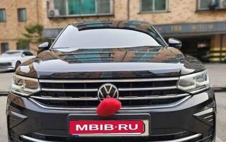 Volkswagen Tiguan II, 2021 год, 2 510 013 рублей, 2 фотография