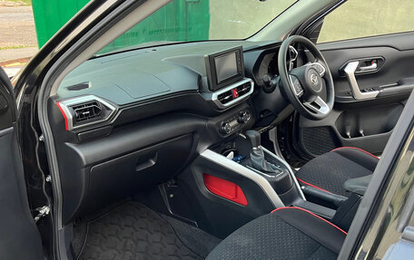 Daihatsu Rocky, 2021 год, 1 830 000 рублей, 5 фотография