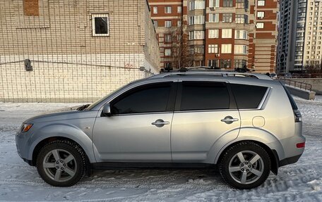 Mitsubishi Outlander III рестайлинг 3, 2008 год, 1 315 000 рублей, 4 фотография