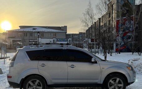 Mitsubishi Outlander III рестайлинг 3, 2008 год, 1 315 000 рублей, 5 фотография