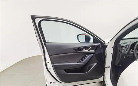 Mazda CX-4, 2021 год, 1 620 000 рублей, 7 фотография