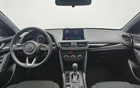 Mazda CX-4, 2021 год, 1 620 000 рублей, 11 фотография