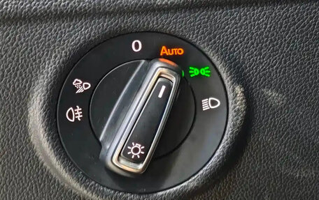 Volkswagen Tiguan II, 2022 год, 1 900 000 рублей, 14 фотография