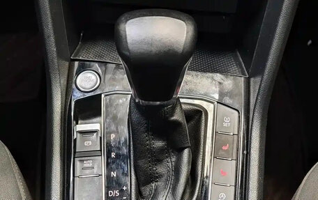 Volkswagen Tiguan II, 2022 год, 1 900 000 рублей, 20 фотография