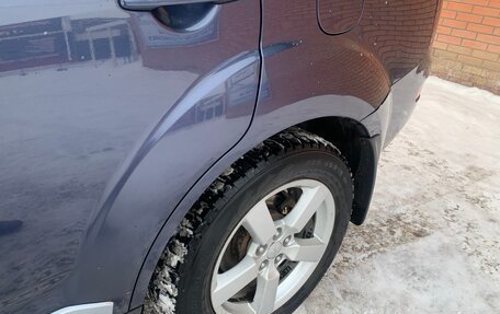 Mitsubishi Outlander III рестайлинг 3, 2008 год, 1 300 000 рублей, 9 фотография