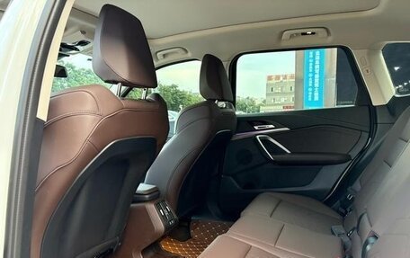 BMW X1, 2025 год, 4 000 000 рублей, 16 фотография