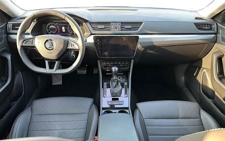 Skoda Superb III рестайлинг, 2022 год, 2 090 000 рублей, 10 фотография