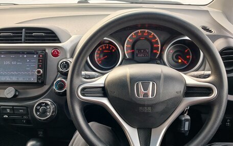 Honda Fit III, 2007 год, 610 000 рублей, 16 фотография