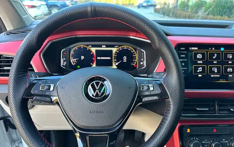 Volkswagen T-Cross I, 2022 год, 1 325 002 рублей, 6 фотография