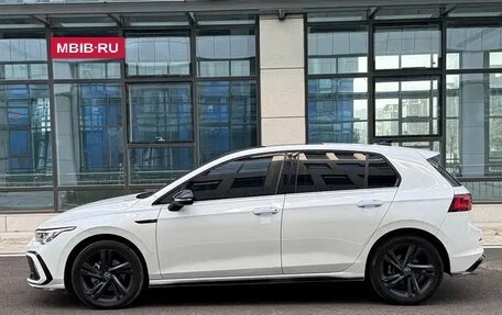 Volkswagen Golf VIII, 2022 год, 1 729 002 рублей, 2 фотография