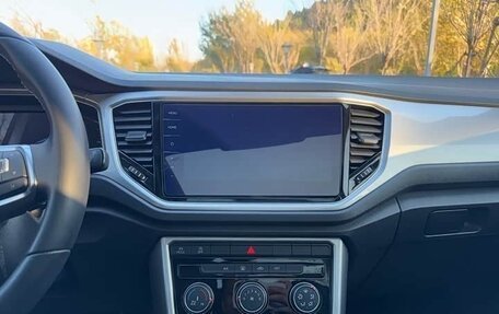 Volkswagen T-Roc I, 2022 год, 1 459 000 рублей, 12 фотография