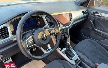 Volkswagen T-Roc I, 2022 год, 1 459 000 рублей, 9 фотография