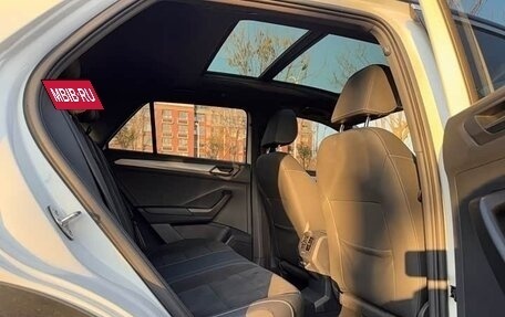 Volkswagen T-Roc I, 2022 год, 1 459 000 рублей, 21 фотография