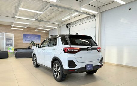 Toyota Raize I, 2020 год, 1 699 999 рублей, 4 фотография