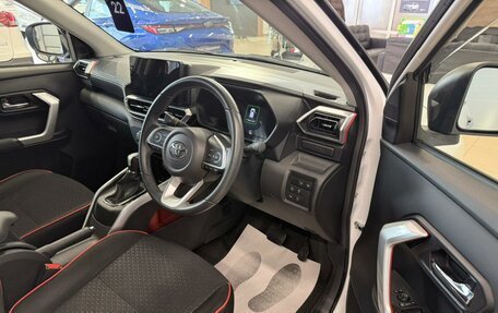 Toyota Raize I, 2020 год, 1 699 999 рублей, 10 фотография