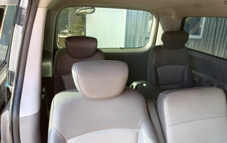 Hyundai Grand Starex Grand Starex I рестайлинг 2, 2008 год, 1 050 000 рублей, 7 фотография