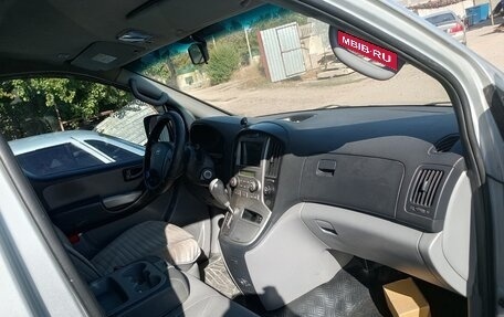 Hyundai Grand Starex Grand Starex I рестайлинг 2, 2008 год, 1 050 000 рублей, 9 фотография