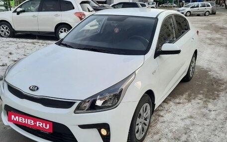 KIA Rio IV, 2020 год, 1 750 000 рублей, 3 фотография