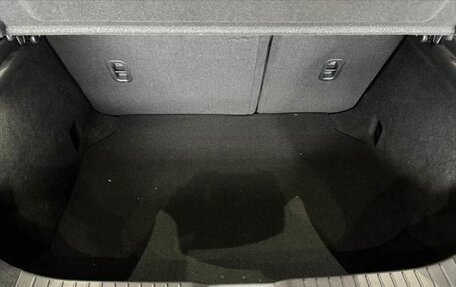 Mazda 3, 2022 год, 1 620 000 рублей, 18 фотография