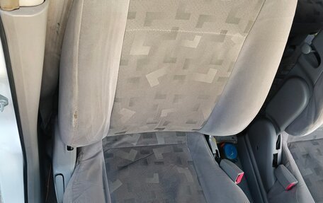 Mazda Premacy III, 2002 год, 400 000 рублей, 21 фотография