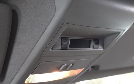 Volkswagen Transporter T6 рестайлинг, 2016 год, 2 140 000 рублей, 14 фотография