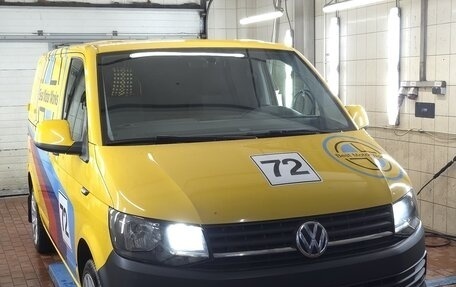 Volkswagen Transporter T6 рестайлинг, 2016 год, 2 140 000 рублей, 18 фотография