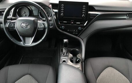 Toyota Camry, 2021 год, 3 200 000 рублей, 14 фотография