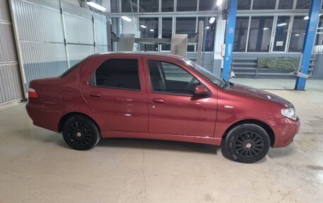 Fiat Albea I рестайлинг, 2009 год, 349 000 рублей, 2 фотография