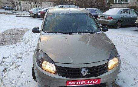 Renault Sandero I, 2010 год, 380 000 рублей, 1 фотография