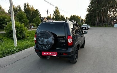 Chevrolet Niva I рестайлинг, 2016 год, 730 000 рублей, 5 фотография