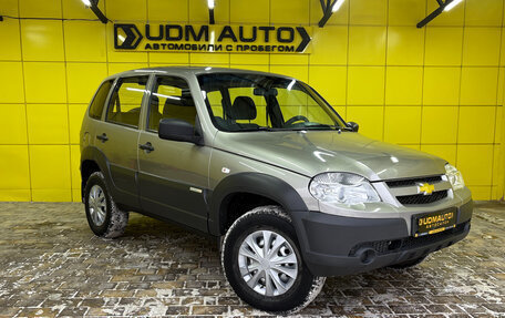 Chevrolet Niva I рестайлинг, 2013 год, 529 000 рублей, 3 фотография