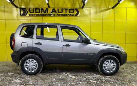 Chevrolet Niva I рестайлинг, 2013 год, 529 000 рублей, 5 фотография