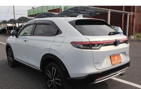 Honda Vezel, 2022 год, 1 760 000 рублей, 4 фотография