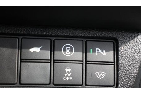 Honda Vezel, 2022 год, 1 760 000 рублей, 15 фотография